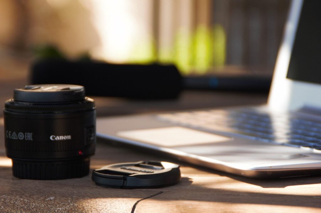 gc92fb9c4e1911d71cc1326026b9275994f854530ba9f8c0f39d9bcdc9037e6d7da05f8c73bad19da563aa3f7dbb5a61a2276c4ede475617ce0b6aea76f07303b_1280